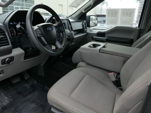 Used 2018 Ford F150 XLT image 13