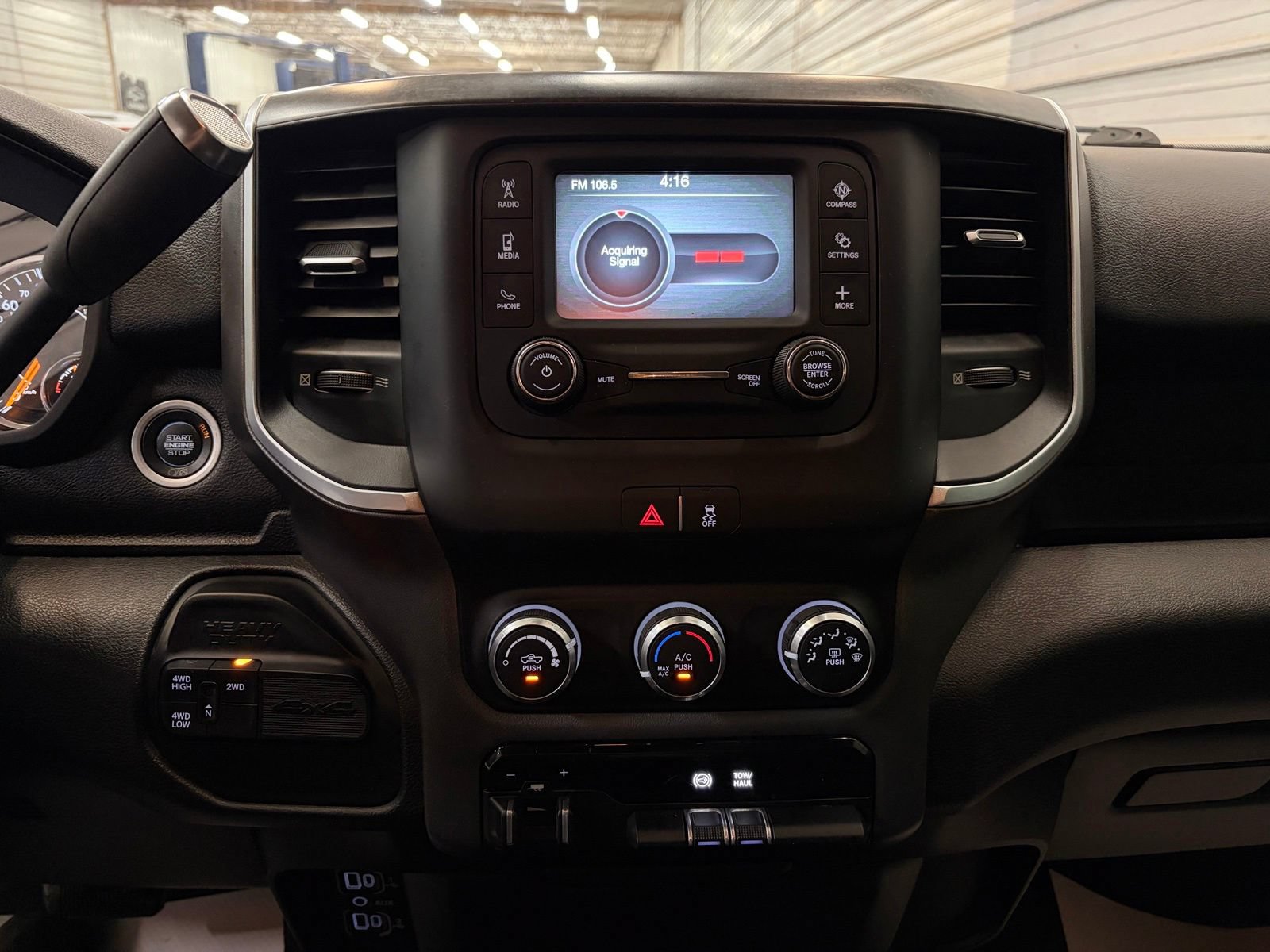 Used 2019 RAM 2500 Big Horn AWD/4WD image 23