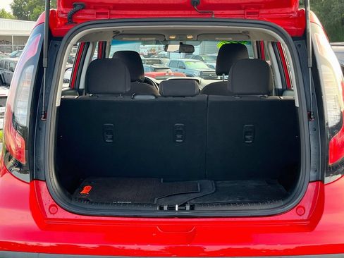 Used 2019 Kia Soul FWD image 23