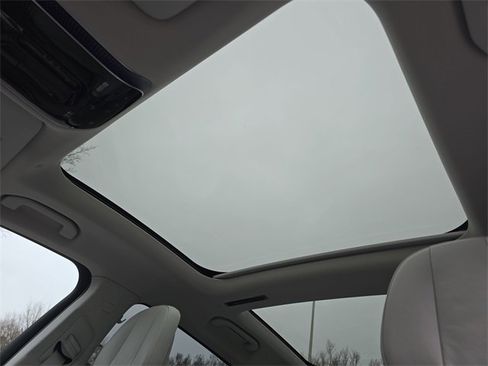 Certified 2023 Mercedes-Benz EQS 580 4MATIC SUV image 30