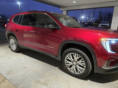 Used 2025 GMC Acadia Elevation w/ Elevation Premium Package