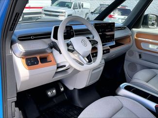 Used 2025 Volkswagen ID. Buzz 1st Edition AWD/4WD video 2