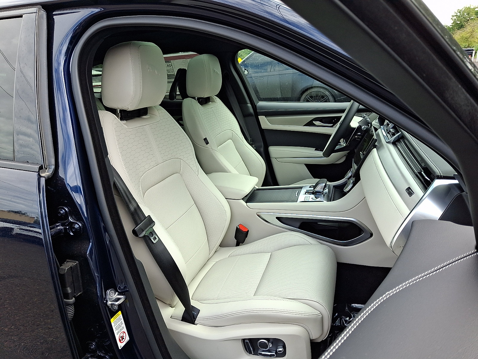 New 2026 Jaguar F-PACE R-Dynamic S AWD/4WD image 3