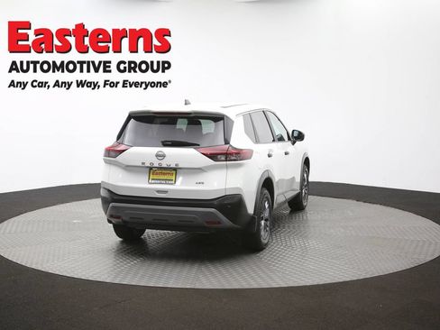 Used 2023 Nissan Rogue S AWD/4WD image 34