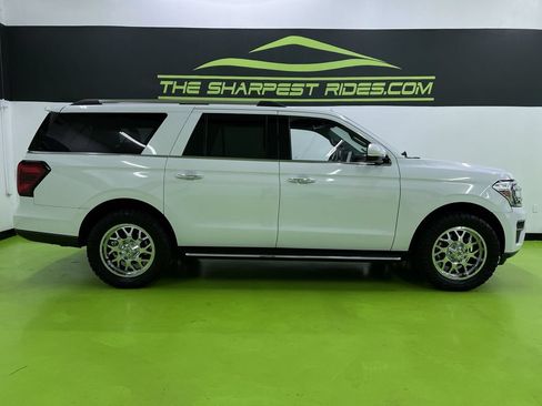 Used 2022 Ford Expedition Max Limited AWD/4WD image 11
