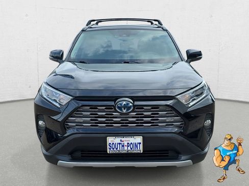 Used 2021 Toyota RAV4 Limited AWD/4WD image 2