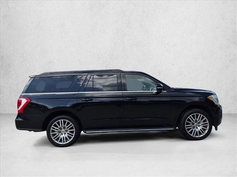 Used 2018 Ford Expedition Max XLT w/ Equipment Group 202A RWD image 4
