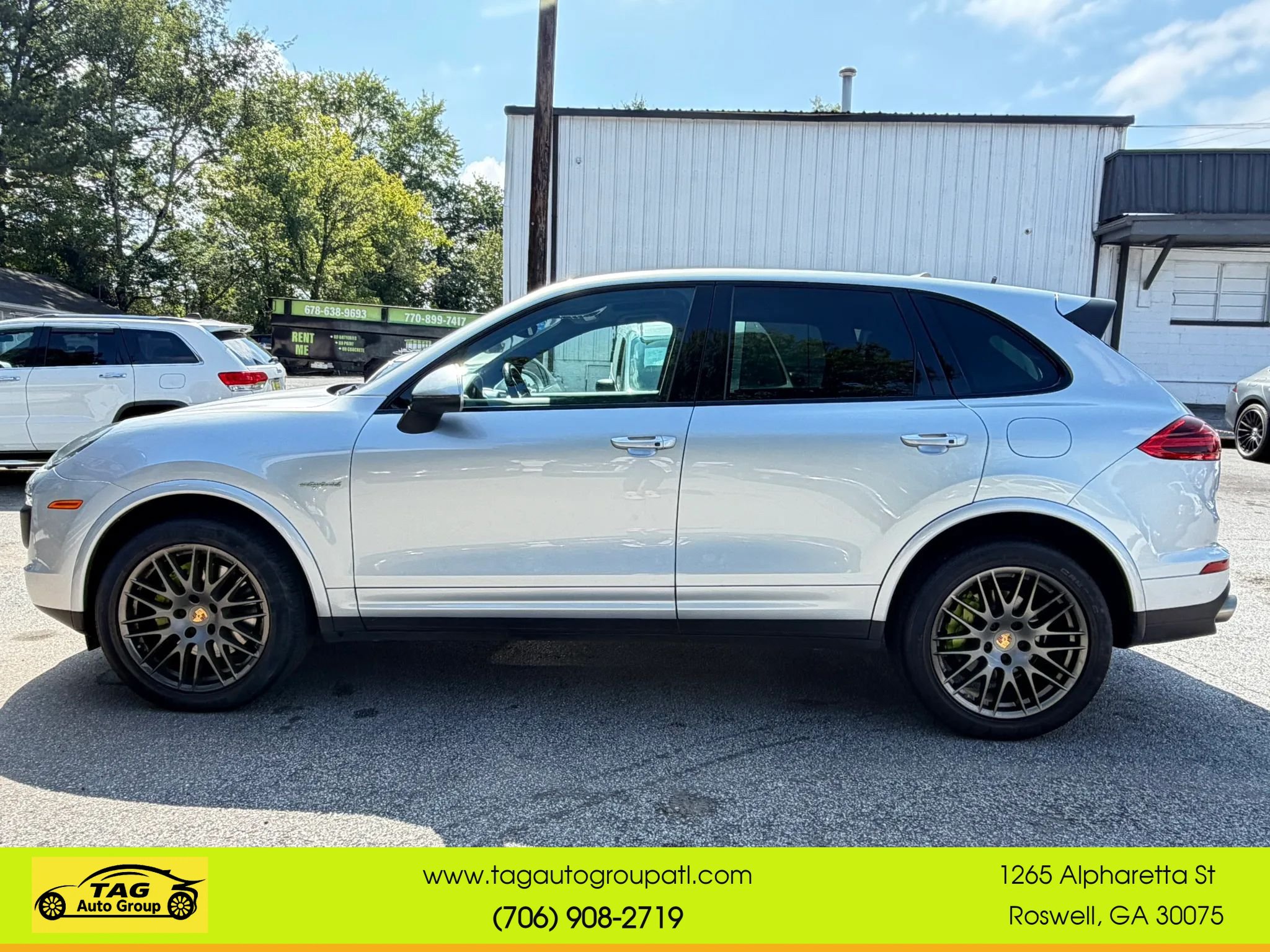 Used 2017 Porsche Cayenne S Platinum AWD/4WD image 3