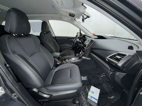 Used 2021 Subaru Forester Premium image 13
