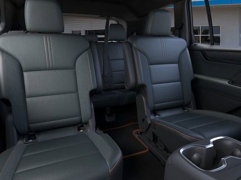 New 2026 GMC Acadia AT4 AWD/4WD image 17