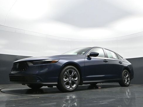 Used 2023 Honda Accord EX image 23