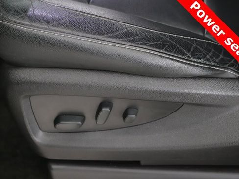 Used 2018 Chevrolet Tahoe LT image 18