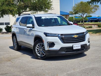 Used 2023 Chevrolet Traverse LT