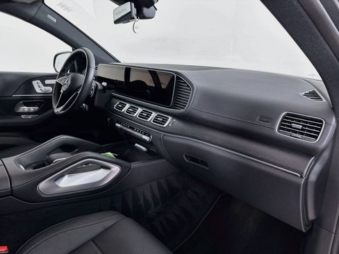 Certified 2026 Mercedes-Benz GLE 450 4MATIC Coupe image 32