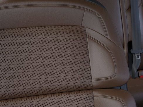 New 2026 Lincoln Nautilus Reserve AWD/4WD image 16