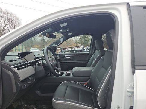 New 2026 GMC Sierra EV Elevation image 10