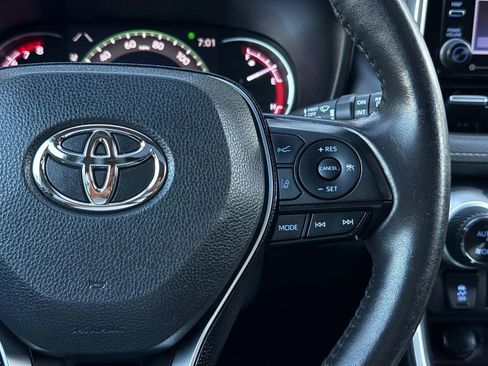 Used 2019 Toyota RAV4 Limited w/ Cold Weather Package image 30