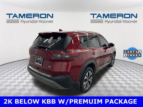 Used 2023 Nissan Rogue SV w/ SV Premium B Package image 5