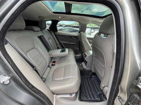 Used 2018 Jaguar F-PACE R-Sport AWD/4WD image 44