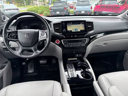 Used 2019 Honda Pilot Touring image 29