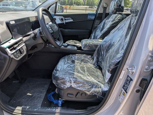 New 2026 Kia Sportage EX AWD/4WD image 14