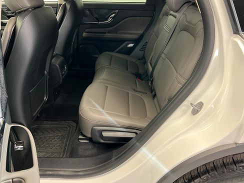 Used 2024 Lincoln Corsair AWD w/ Equipment Group 101A image 22