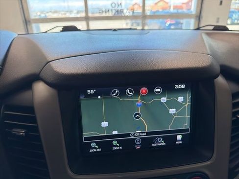 Used 2016 GMC Yukon Denali AWD/4WD image 3