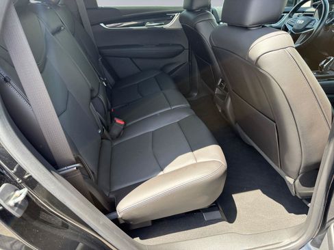 Certified 2023 Cadillac XT5 Premium Luxury AWD/4WD image 18