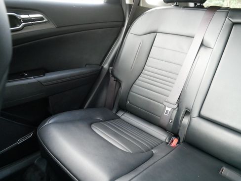 Certified 2024 Kia Sportage SX Prestige AWD/4WD image 12