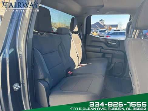 Used 2021 Chevrolet Silverado 1500 LT image 13