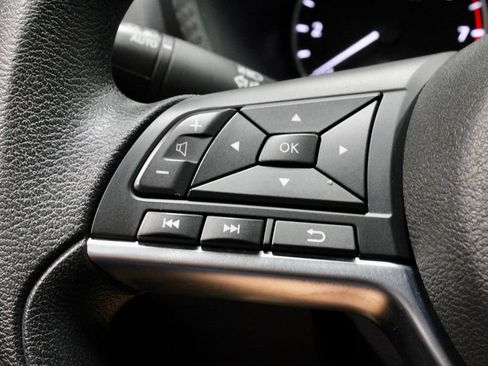 Used 2025 Nissan Sentra SV FWD image 26