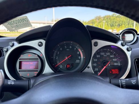 Used 2013 Nissan 370Z Touring w/ Sport Pkg RWD image 23