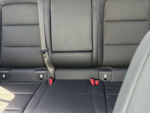 Used 2025 Chevrolet Equinox LT w/ Convenience Package II AWD/4WD image 8