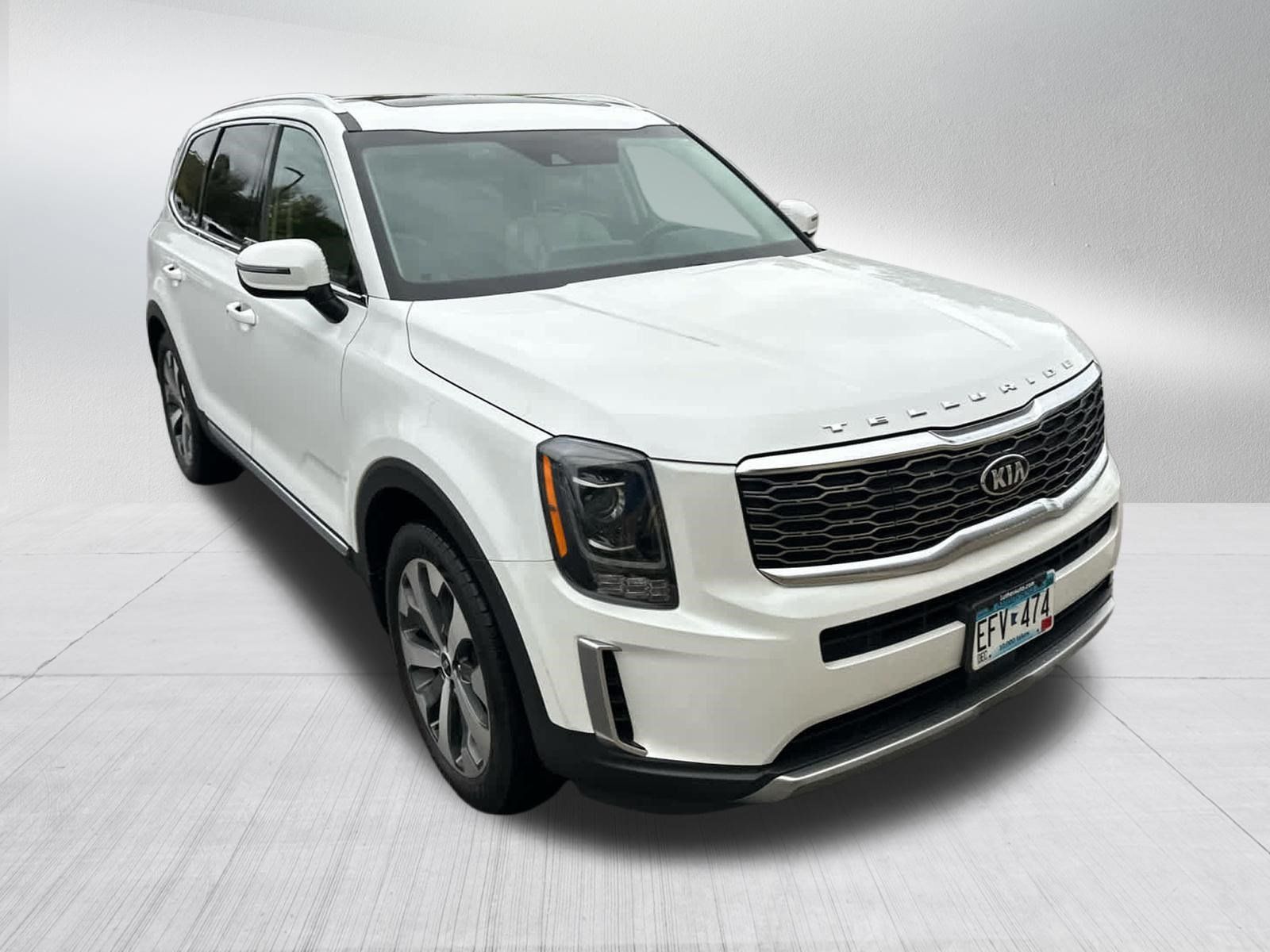 Used 2020 Kia Telluride EX w/ EX Premium Package AWD/4WD image 3