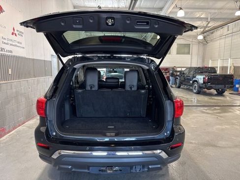 Used 2018 Nissan Pathfinder SL w/ SL Premium Package image 6