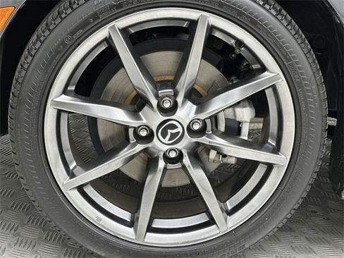Used 2017 MAZDA MX-5 Miata Grand Touring image 10