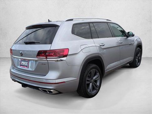 Used 2022 Volkswagen Atlas SEL R-Line image 5