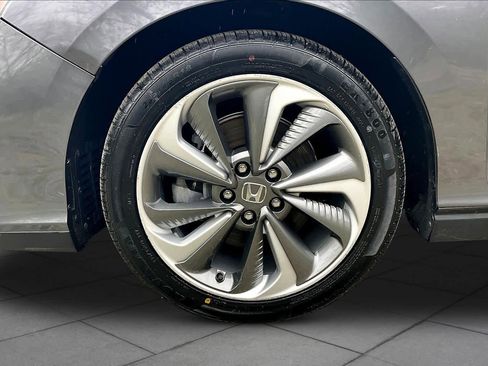 Used 2021 Honda Clarity Touring image 11