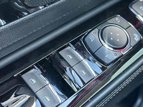 New 2026 Lincoln Aviator AWD image 14