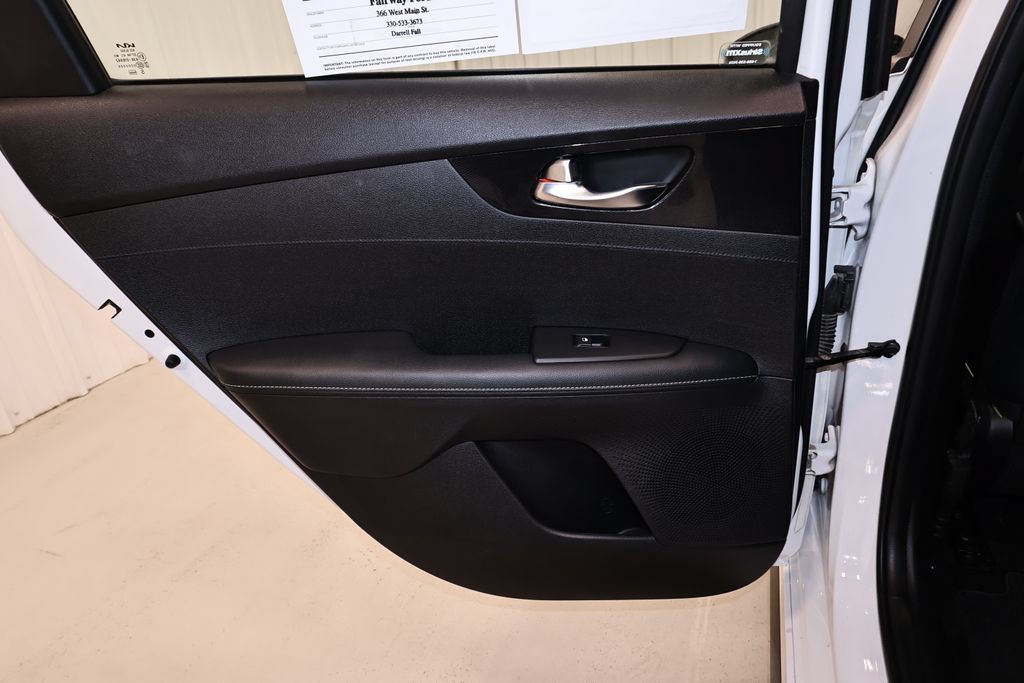 Used 2022 Kia Forte GT-Line w/ GT-Line Premium Package FWD image 13