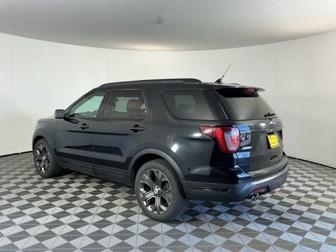 Used 2018 Ford Explorer Sport w/ Equipment Group 401A AWD/4WD image 7