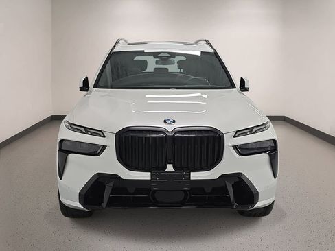 Used 2026 BMW X7 xDrive40i AWD/4WD image 9