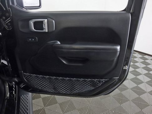 Used 2020 Jeep Gladiator Sport w/ Quick Order Package 24S image 20