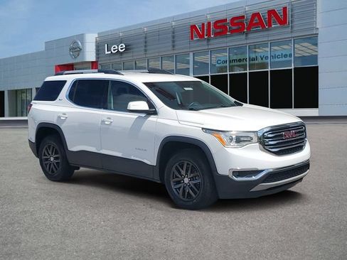 Used 2019 GMC Acadia SLT FWD image 1