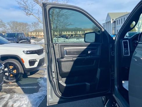 Used 2022 RAM 1500 Classic Warlock w/ Ceramic Gray Warlock Package image 23