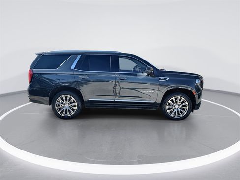 Used 2021 GMC Yukon Denali w/ Denali Ultimate Package image 9
