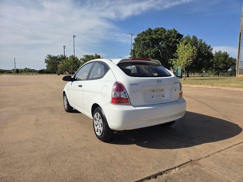 Used 2009 Hyundai Accent GS FWD image 8