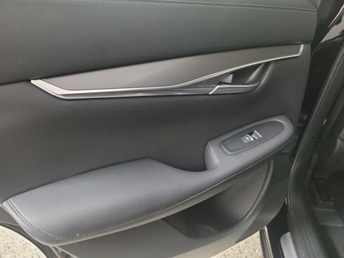 Certified 2025 INFINITI QX50 Luxe AWD/4WD image 16