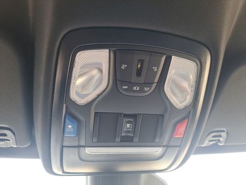 Used 2025 RAM 1500 Lone Star image 22