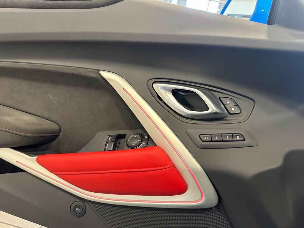 Used 2022 Chevrolet Camaro ZL1 RWD image 14